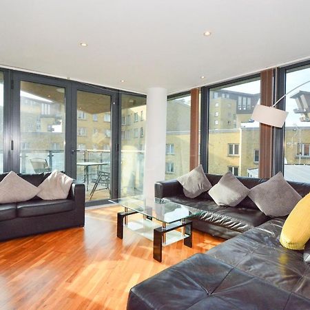 Apartment Wharf - Canary South Londen Buitenkant foto