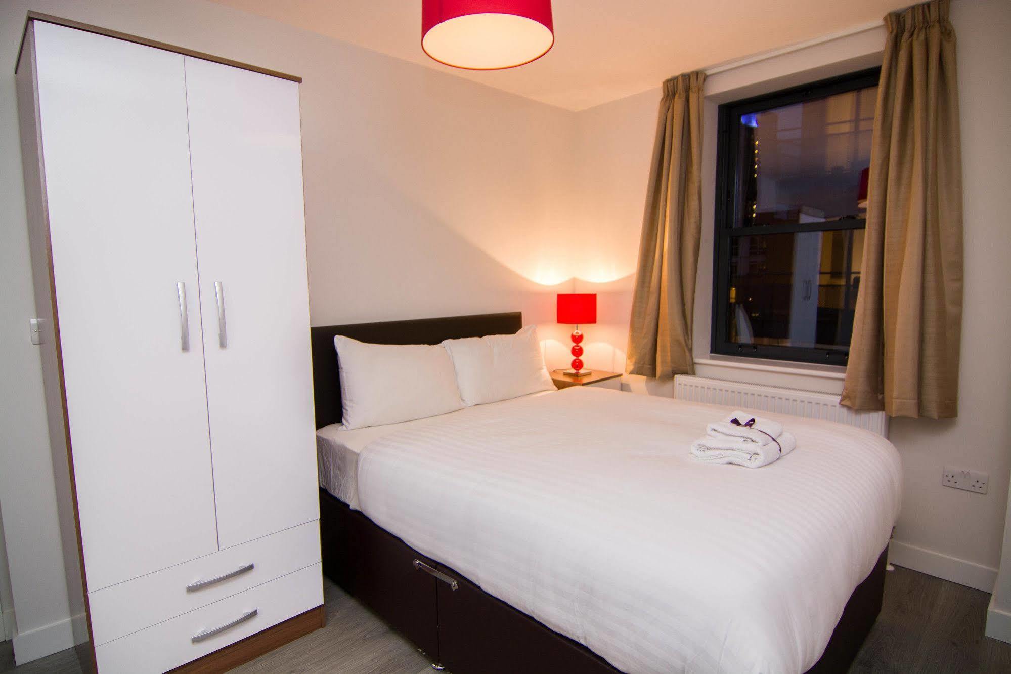 Apartment Wharf - Canary South Londen Buitenkant foto