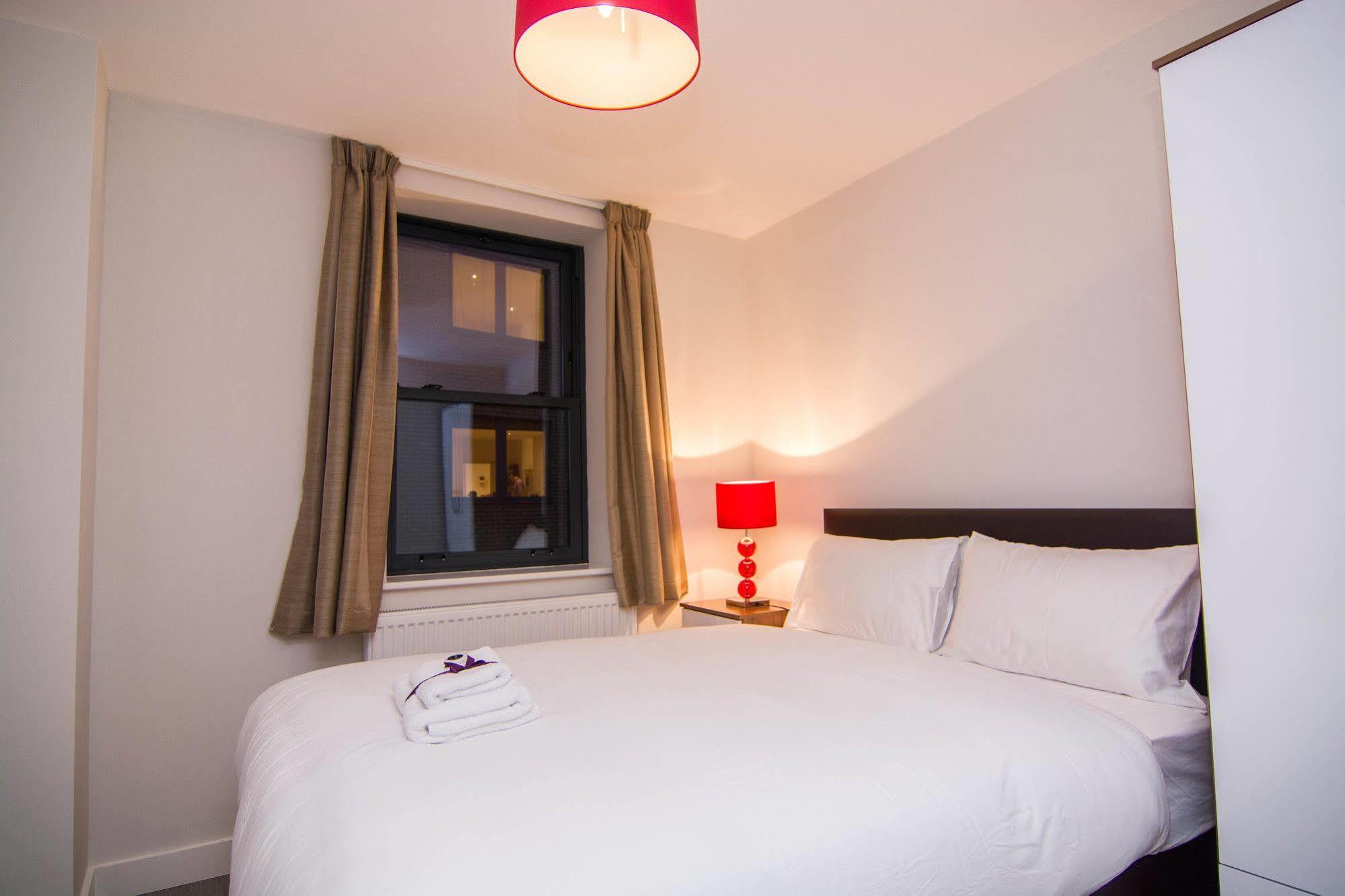 Apartment Wharf - Canary South Londen Buitenkant foto
