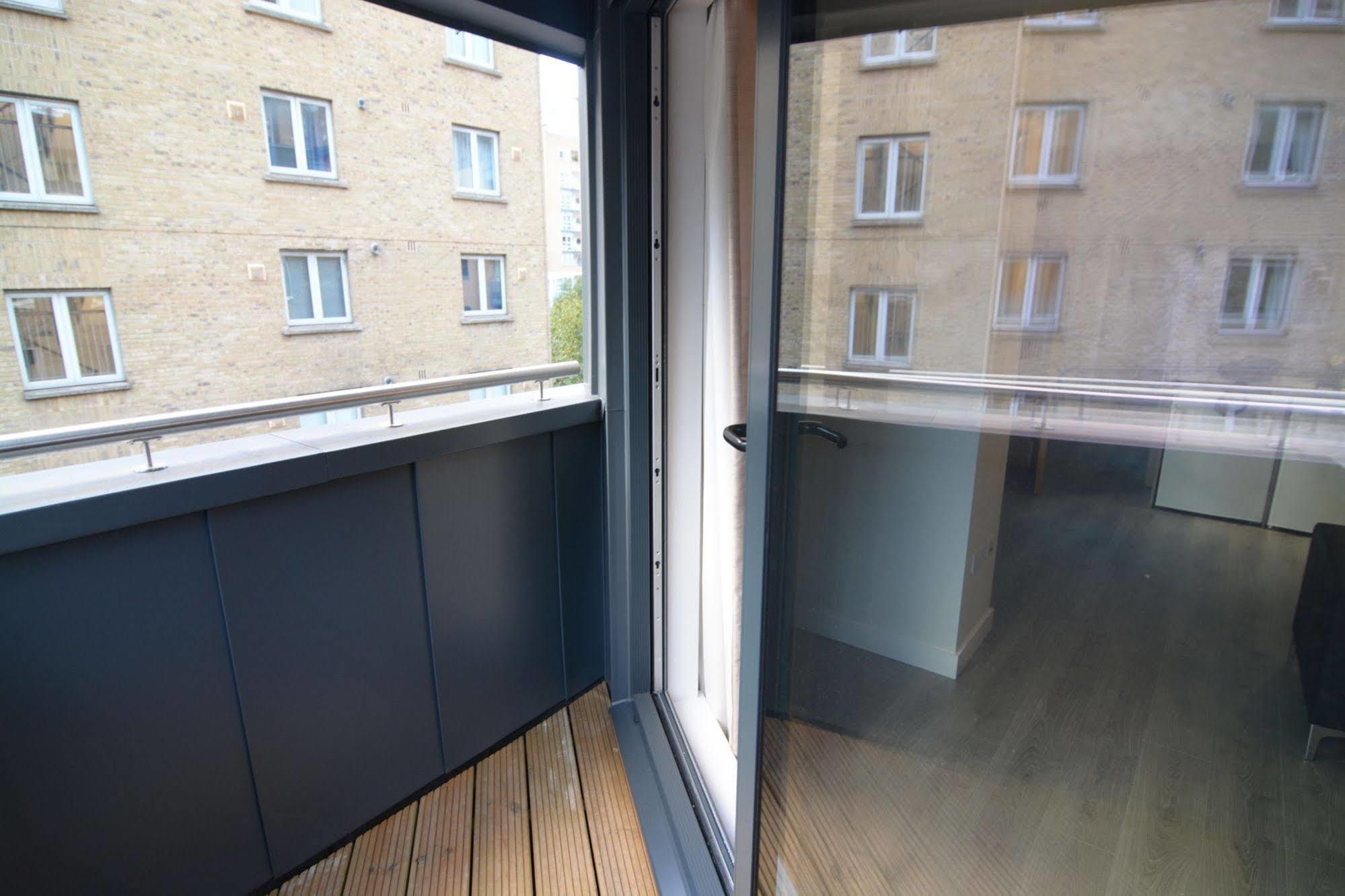 Apartment Wharf - Canary South Londen Buitenkant foto